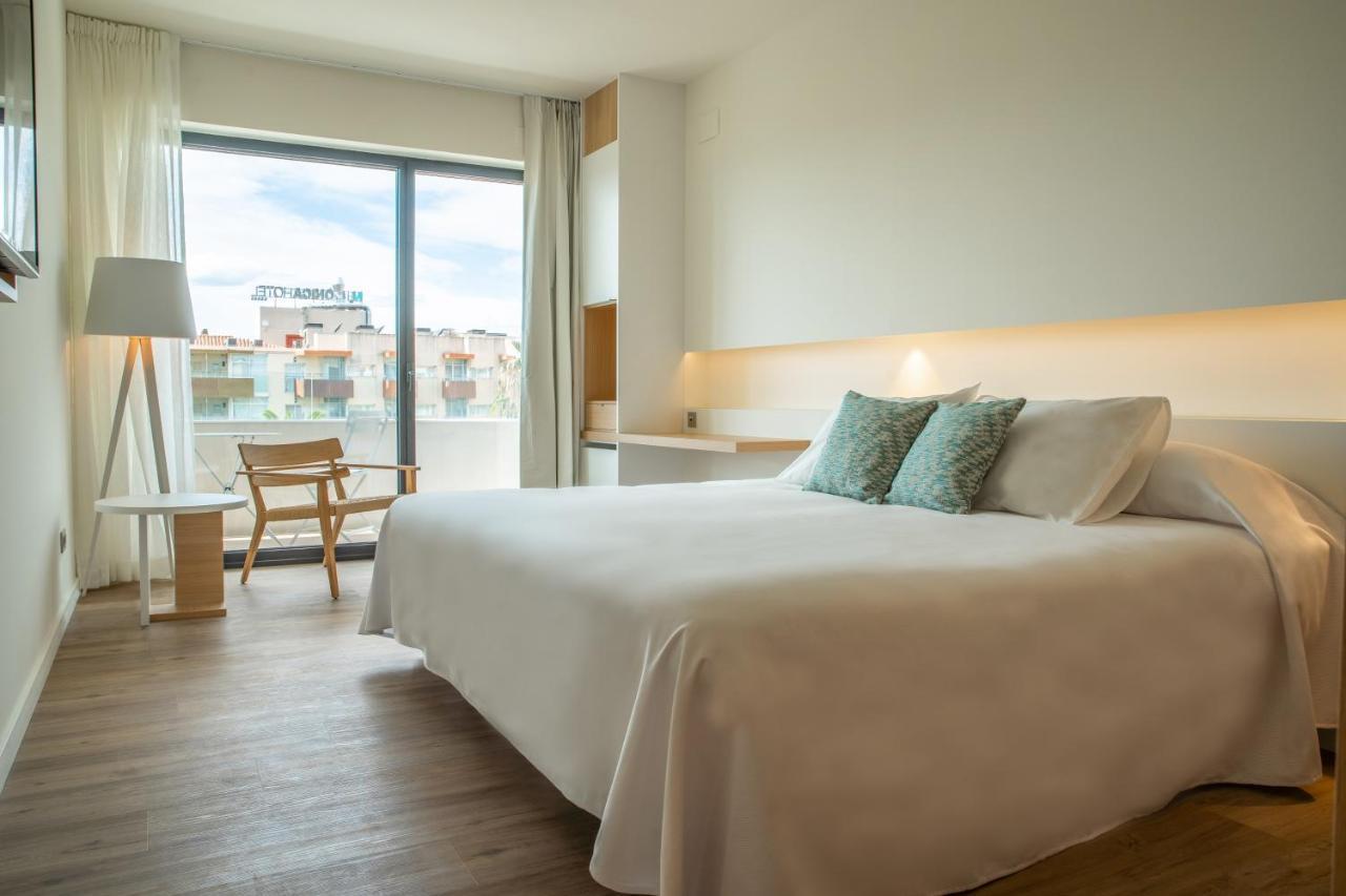 Instants Boutique Hotel (Adults Only) カンブリルス エクステリア 写真