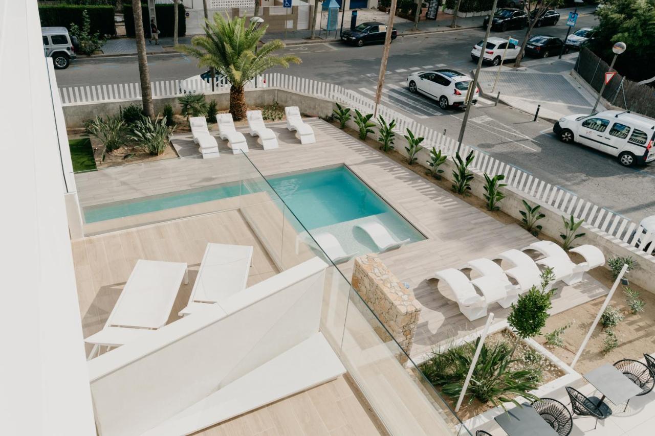 Instants Boutique Hotel (Adults Only) カンブリルス エクステリア 写真